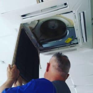 Техническое обслуживание сплит-систем в ТЦ Европа.